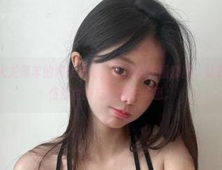 微密圈 – 火龙果羊的纯欲羊崽，细腻的美图套图，让我觉得自己仿佛也变成了那只羊崽。