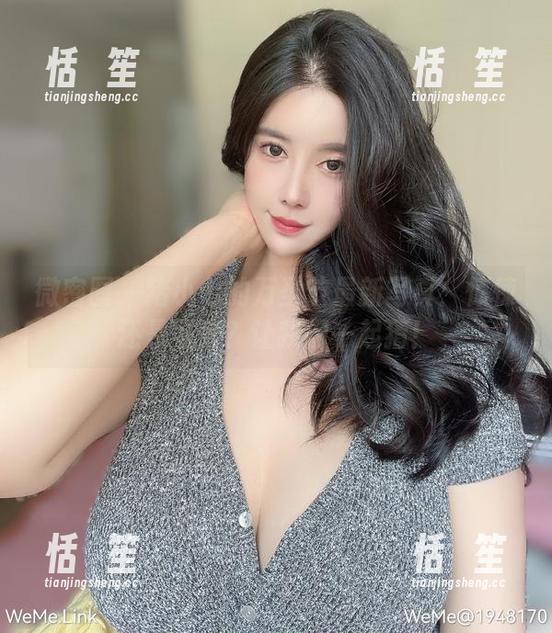 猪小七 微密圈 - 猪小七的万圣节最新写真:惊悚还是可爱?让我们一起猜!