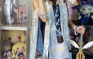 高清写真，见证白栎Shirly和女友的疯狂瞬间！