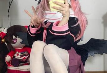 白栎Shirly的写真合集：恶毒白兔的迷人时刻，谁说坏女孩不迷人？