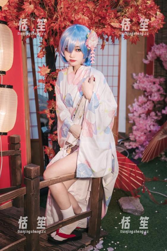 神沢永莉 高清神沢永莉学姐,壁纸林中游——每张都像一段未完的故事!
