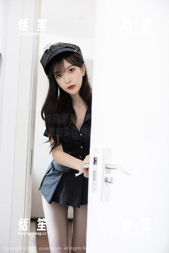 秀人网-Elise谭晓彤 秀人网 - 校园里那些年,我们的下载时光:Elise谭晓彤图包让人想起了什么?