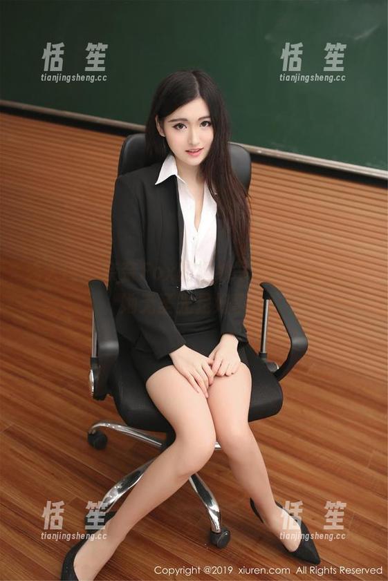 秀人网 - 奈奈Fox的婚纱写真，没人告诉她无圣光是好事！