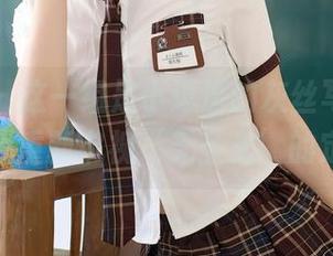 秀人网 – 这一组是小逗逗的灰丝写真，真是让我重新审视‘无圣光’的定义！