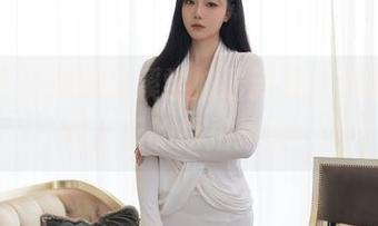 秀人网 – 油田溪溪学妹最新写真资源，颜值上天的摆拍教程！