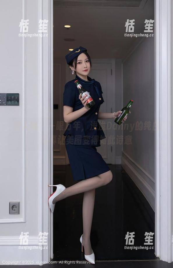 秀人网-浅浅Danny 秀人网 - 一眼万年,浅浅Danny的纯白写真让美图变得如此诗意
