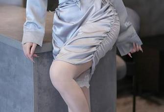 秀人网 – 看言沫黑丝美腿，随便一组私拍都像走出了时尚杂志，太绝了！