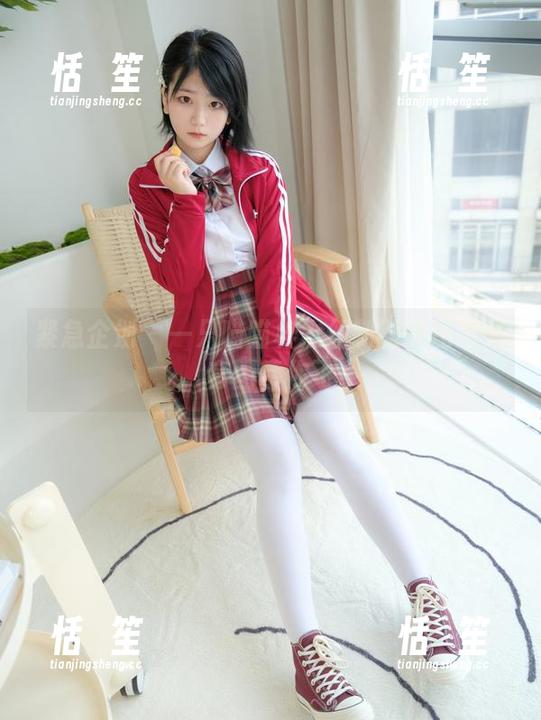 紧急企划-一只喵喵梓 紧急企划 - 一只喵喵梓黑丝制服原图曝光,套图带你飞!