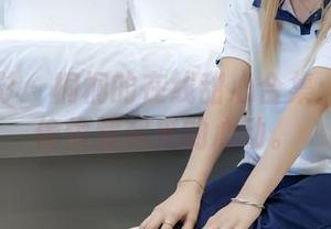 绮梦摄影 – 桐桐的在线甜心合集：有种想偷偷藏起来的心动。
