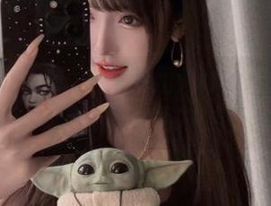 让人窒息的cos——腐团儿Ikaros又在网袜里释放魅力！