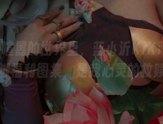 在这个喧嚣的世界里，蓝小沂KiKi这一份美脚福利图集，是我心灵的救赎。