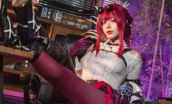 看！阿九从不咕咕带来的少女cos更新，满满的甜蜜气息！