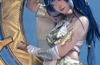 高清阿薰kaOri礼服图册，越看越觉得自己的人生缺少奇迹！